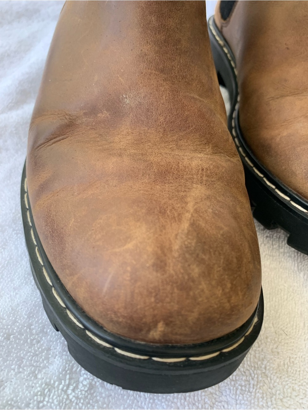 Roots Shearling-Lined Winter Chelsea Lug Sole Boots, Sz 8.5 - Picture 14 of 16